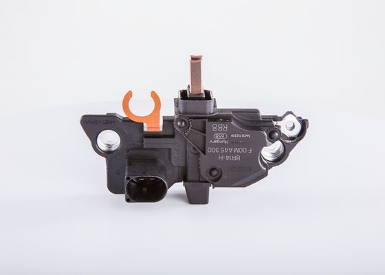 BOSCH F00MA45300 Regulator, alternator